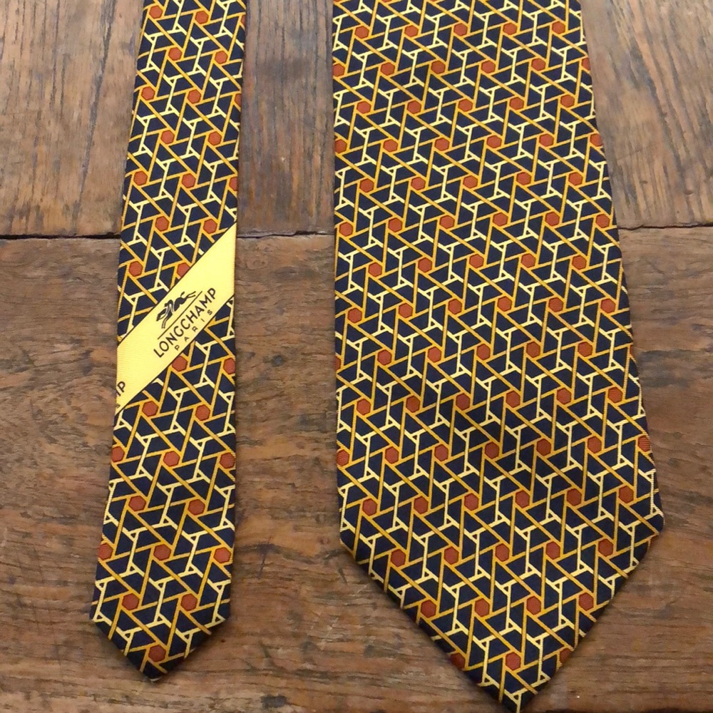 Sublime tie: quiet assertion - Picture 4 of 4